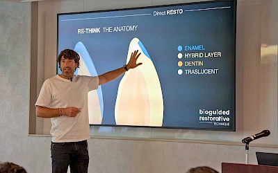 Präsentation eines Teilnehmers des Tokuyama Master Course 2026